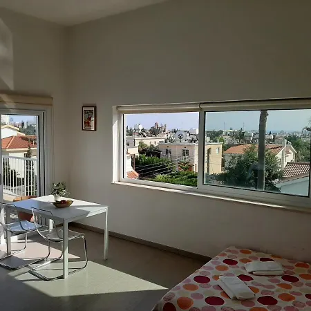 Sea View Apartment *